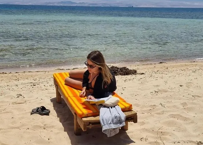 Alkhalil Beach Camp